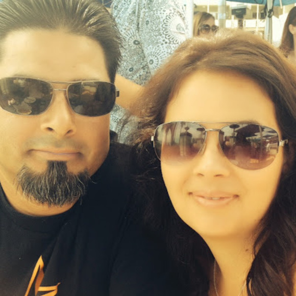 Meet your Posher, Jonna - Picture 1 of 1